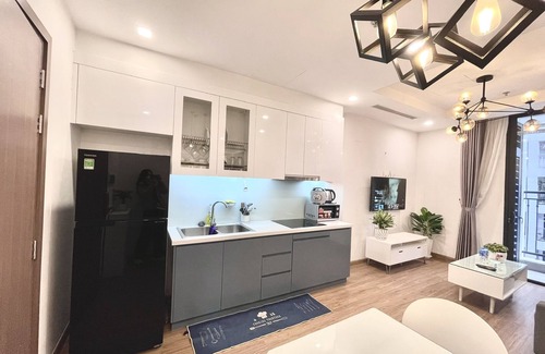 Tu Liem Apartment | Vinhomes Green Bay - Luna's House