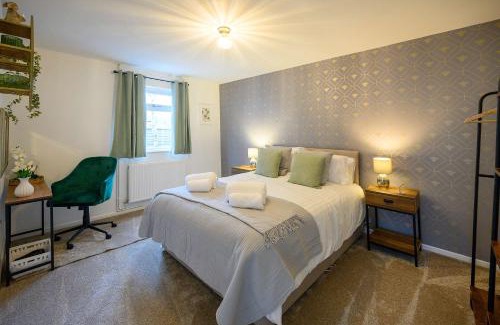 Gelligaer House | Vinmar Very Special Bungalow In Charming Area Of Wales By STAE-Homes