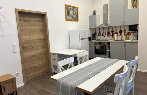 Wiesloch Apartment | ❤ VipStay the stylish 53m² suite with kitchen, balcony, parking, WiFi, SmartTV ❤