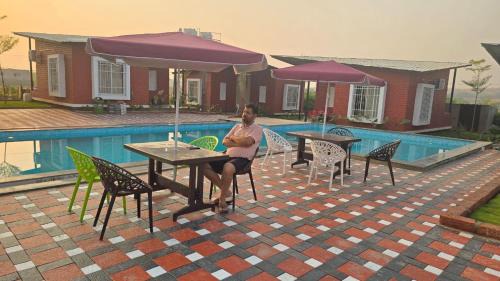 Tasgaon Hotel | Viraj Mango Orchid Agro Tourism & Resort