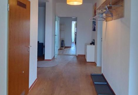 Oberhausen-Sud Apartment | Virginie Apartments - großzügige 145 qm mit Balkon und Parkplatz