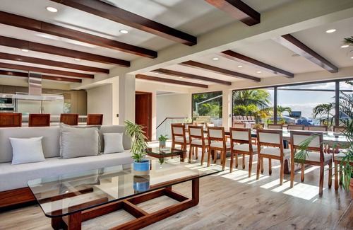 Playacar Fase I Villa | Vista Hermosa: Spacious 8-BR Villa w/Rooftop Pool & Terrace in Playa del Carmen