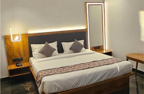 Rabale Hotel | Vistara Residency