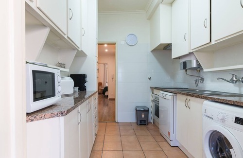 Campo Grande Apartment | Vita Portucale | 3 Bedroom Apt. with Grand Terrace