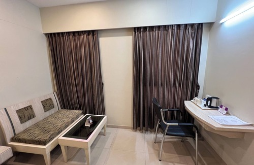 Ankleshwar Hotel | VITS Shalimar Ankleshwar