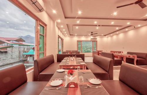 Bhuntar Hotel | Vivaan stays