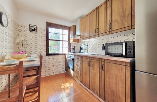 Las Arenas Apartment | Vizcaina - La Viña by TOR