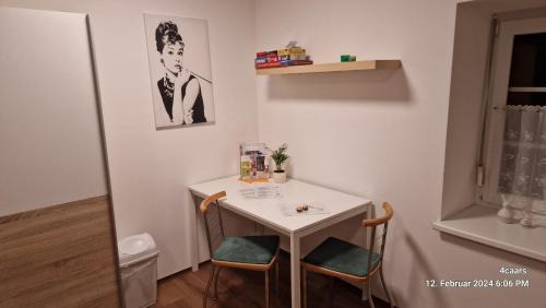 Ebersdorf Apartment | Voll ausgestattet, Nähe Heiltherme Bad Waltersdorf