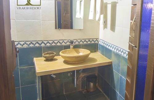 Avarghani Hotel | Vraksh Resort