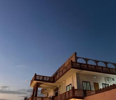 Banar Hotel | Vrindavan Garden & Hotel