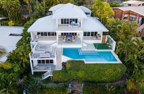 Shute Harbour House | Vue de Bleu' Luxury Whitsunday Ocean View Retreat