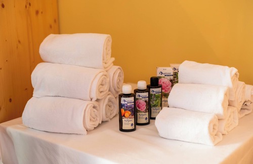 Schwarzautal Hotel | VULKAN Residenz Hotel - Self-Check-in