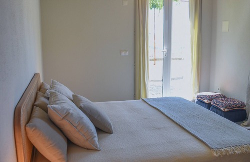 Sao Martinho da Cortica Other | Vumba - The Bue-Maria Suite