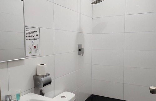 Kampung Hutan Melintang Hotel | VVIP Hotel Hutan Melintan