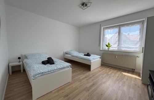 Biberbach Apartment | W&P Living Wohnung mit Balkon Parkplatz