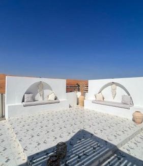 Bidiya Ski Chalet | w private camp