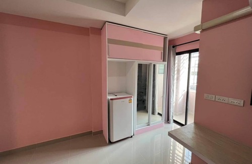 Phetchaburi Apartment | W-town Apartments