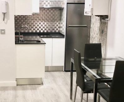 Leon Apartment | W W W GoyaHospitales es Bajo B