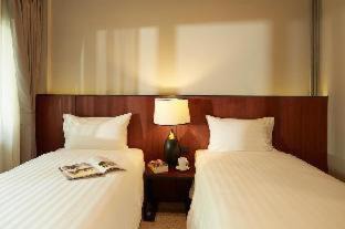 Pom Prap Hotel | W22 by Burasari