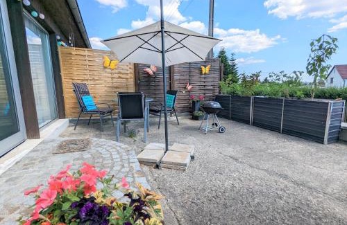 Lichtenhain House | W3 - Urlaubsmagie - Maisonette-Wohnung mit Pool