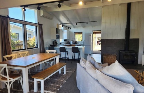 Waikawa Beach House | Waikawa Beach Bliss