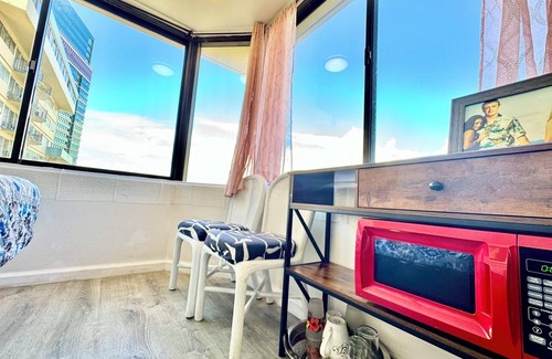 Waikiki Apartment | Waikiki Compact Family Room 10Guests /2 Studio/2Full bathroom