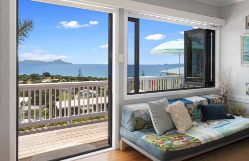 Waipu Cove House | Waipu Cove Palm Cottage - Waipu Cove Holiday Home