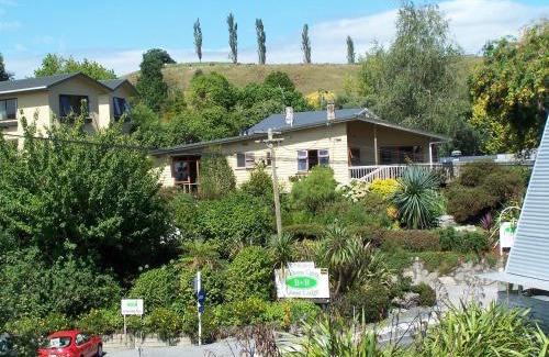 Waitomo Caves Bed & Breakfast | Waitomo Caves Guest Lodge