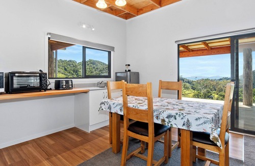 Matapouri House | Waitorupai Retreat 2 - Sandy Bay Holiday Home