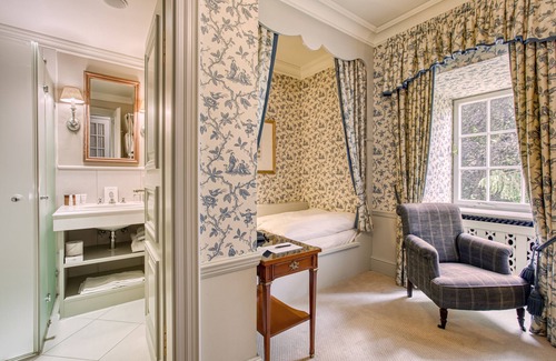 Zweiflingen-Friedrichsruhe Hotel | Wald & Schlosshotel Friedrichsruhe