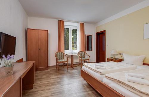 Feldberger Seenlandschaft Hotel | Waldhotel & Restaurant Stieglitzenkrug