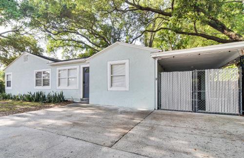 Bayview House | Walk to Art District and Beach Pet-Friendly Getaway