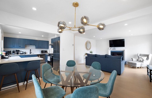 Linda Mar House | Walk to Beach - Remodeled Coastal 3 Beds Home Safe Town Highway 1 Near SF/SFO