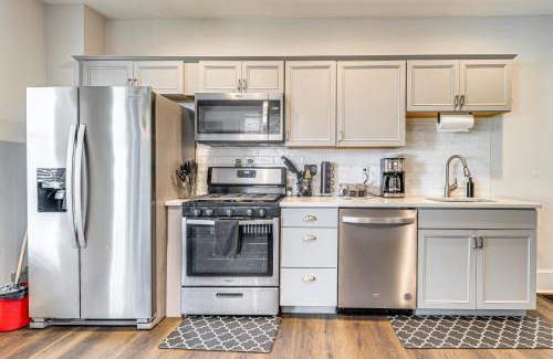 Stroudsburg House | Walk to Main St Shops and Dining Stroudsburg Unit!