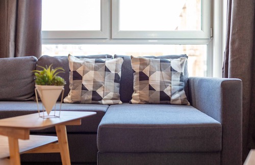 Kilmarnock Apartment | Walker Suite No53 - Donnini Apartments