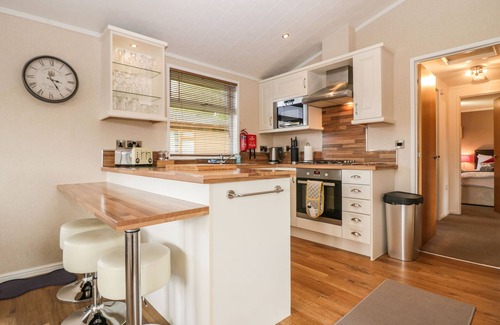 South Lakeland Leisure Village Cottage | Walkers Rest