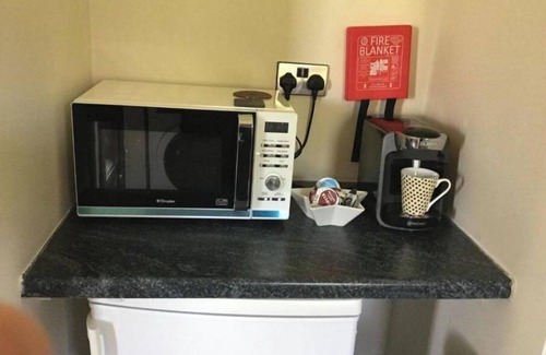 Adare Apartment | walking distance Adare Village Manor, Hotels, Restaurant’s, Pubs, Golf Course