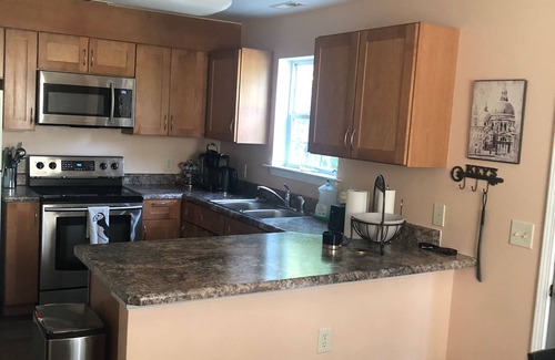 Downtown Eastside House | Walking Distance To Virginia Tech And Downtown