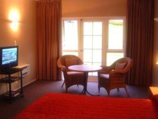 Wallaceville Hotel | Wallaceville Motor Lodge