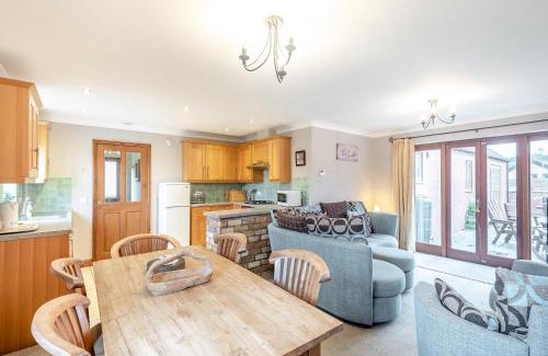 Maltby le Marsh House | Walnut Cottage - Uk45579