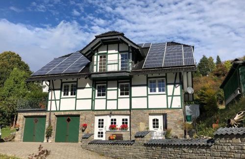 Einruhr Apartment | Wanderstube Landsonne