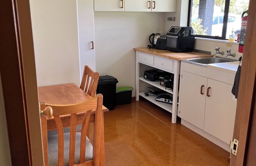 Warkworth House | Warkworth lifestyle farm with pool, easy access to towns, beaches, walks