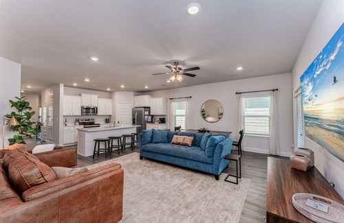 Port St. Joe House | Warm and fun fall getaway! 4BR/3BA l In-Law Suite l 2 Pools | Beach l Golf Cart