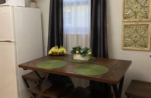 Warm Mineral Springs House | Warm Mineral Springs Cozy Waterfront Apartment