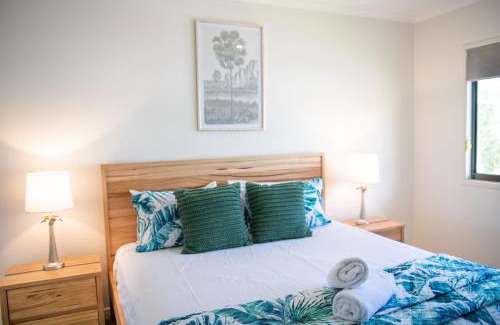 Airlie Beach House | Warren's Place on Airlie