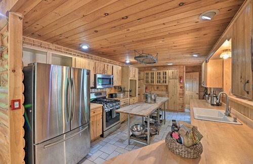 Warrensburg Cabin | Warrensburg Cabin w/Hot Tub: 15 Mi to Lake George