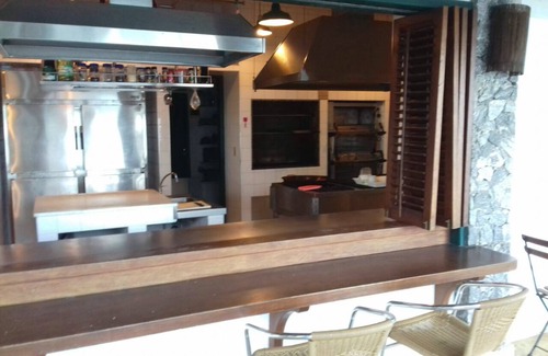 Vila Velha House | Water-front Villa, staffed! Boat rental available.