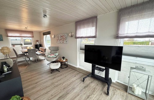 Schleswig House | Water house Lille Fjord Hus in Schleswig.