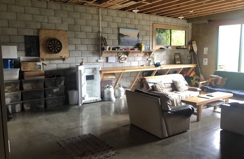 Queen Charlotte Sound House | Water Pistoll - Genuine Beachfront Bach