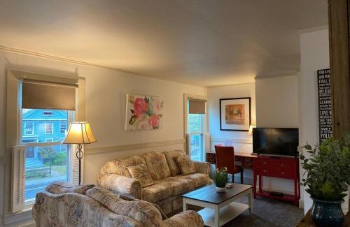 Williamstown Apartment | Water Street Apartments